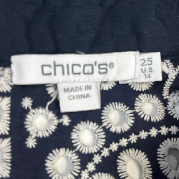 Chico´s Eyelet Billow Sleeve Shirt NWT Sz 2.5 14 Navy Blue White Embroidered - Picture 5 of 15
